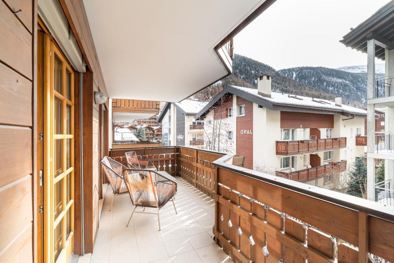 Vrony Apartments By Hotel Walliserhof Zermatt Buitenkant foto